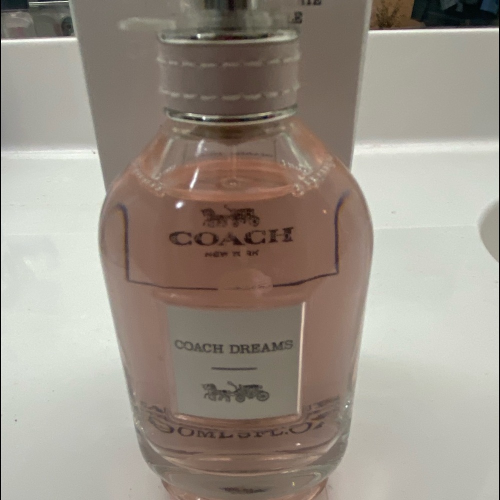 Coach Dreams Eau de parfume brand new!!